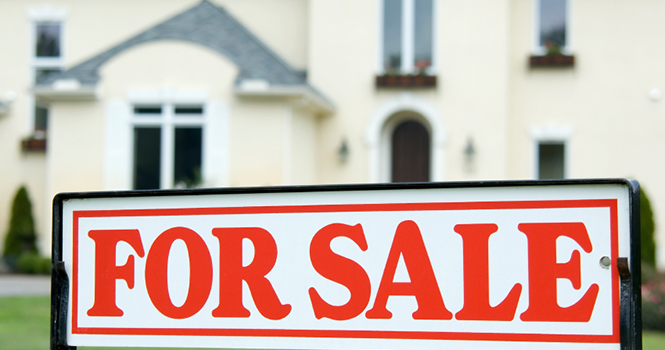 for sale sign outside white house